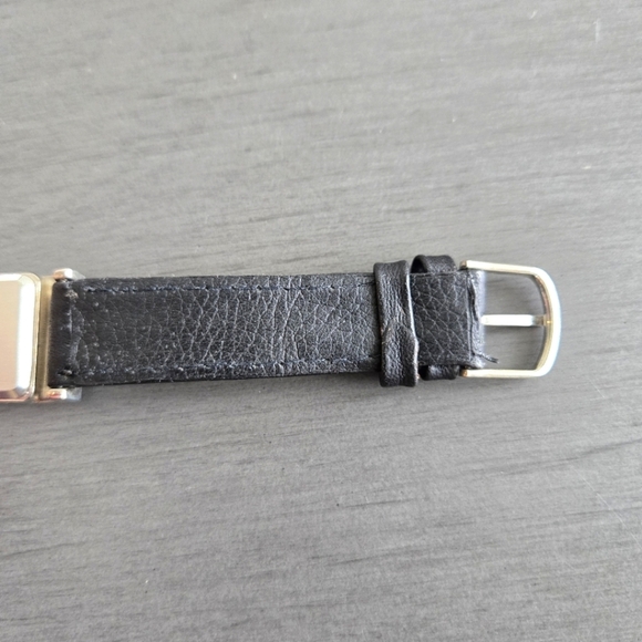 BECORA | Black Leather Strap Watch - Picture 8 of 12